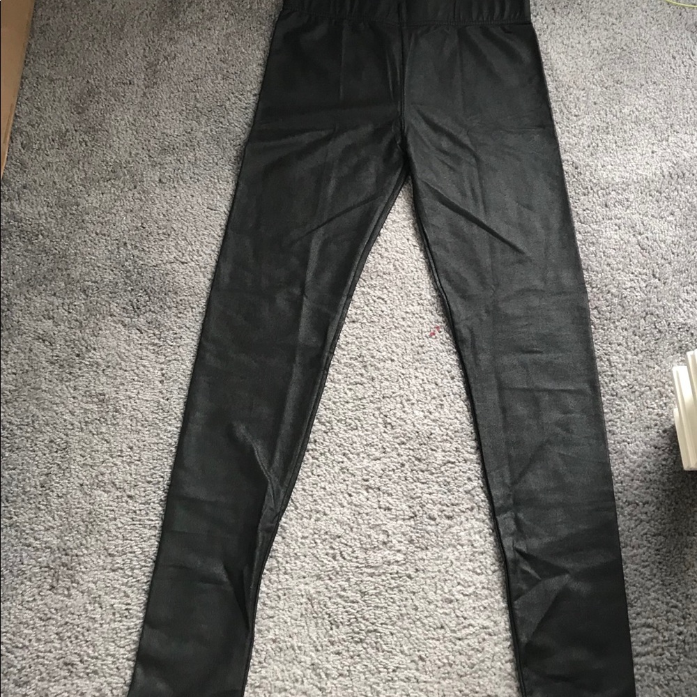 La Spezia women’s faux leather leggings size M-L
